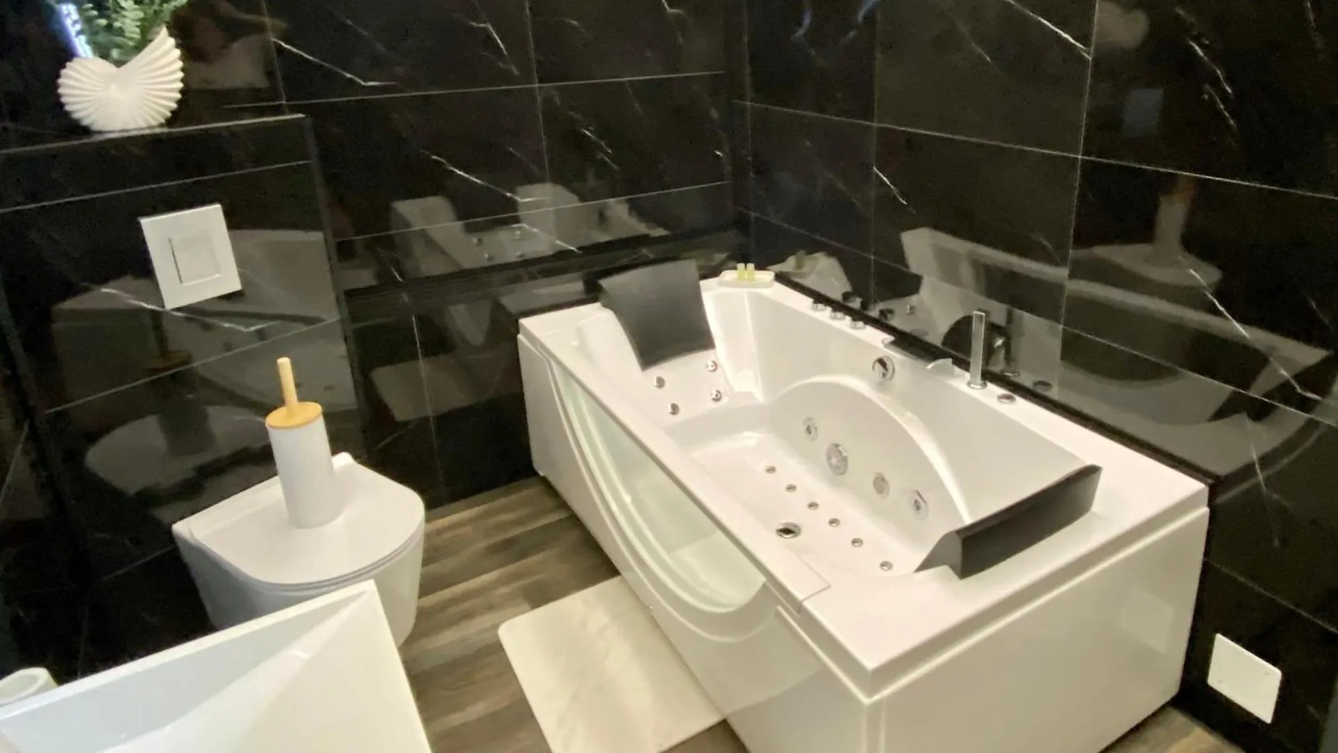 Cazillac Domaine Valenquercy B&B